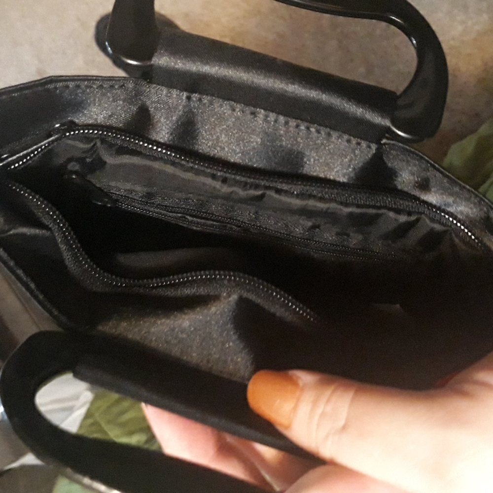 Handbag - Picture 2 of 2